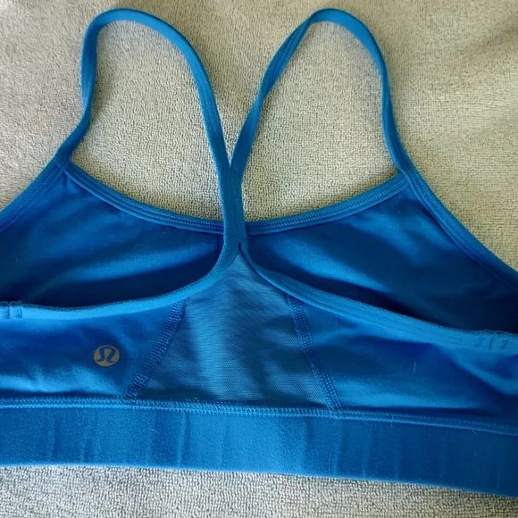 3 (THREE) Lululemon sports bras - size 6 - Picture 3 of 6